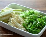 茄子と鶏もも肉の食べるスープ鍋作り方1写真