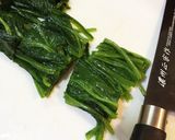 ほうれん草とフワフワたまごのお吸い物作り方2写真