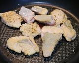 簡単！秋鮭ムニエルとブロッコリーの芯炒め作り方3写真