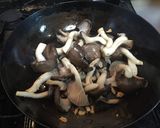 霜降りひらたけのニンニク炒め作り方3写真
