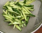簡単シャキ♪ きゅうりとモヤシの中華和え作り方1写真