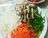 ケチャップとトマトで牛肉ナポリタン♪作り方2写真