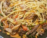 ケチャップとトマトで牛肉ナポリタン♪作り方9写真