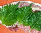 簡単な大葉と梅肉入りの焼き揚げとんかつ作り方1写真