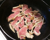 しっとり柔らか♪鶏胸肉としめじの照焼き作り方3写真