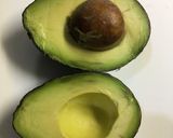 簡単おつまみ！漬けアボカドのチーズ和え作り方1写真