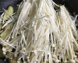 ナスとエノキのゴマ油炒め作り方2写真
