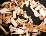秋が旬！なきのこのアヒージョ♪作り方3写真