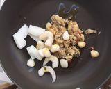 アヒージョの残りで簡単ワンポッドパスタ作り方1写真