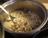 きのこブイヨン作り～きのこクリームパスタ作り方4写真