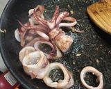 パエリア　エビ、タコ、イカで濃いコク作り方1写真