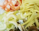 熱々酸辣湯風トムヤムクンスープ作り方1写真