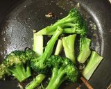 おつまみに☆ブロッコリーのペペロンチーノ作り方3写真