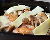 鶏ときのこのうまトマチーズ焼き♪作り方2写真