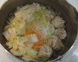 ひとり鍋焼うどん☆キヌアの鶏団子入り作り方3写真
