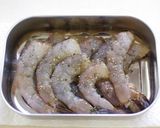 絶賛される☆レモンクリームエビ作り方1写真
