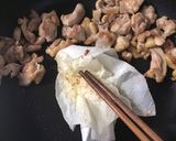 (ワカメとニラで)鶏肉の緑まみれ作り方4写真