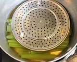 ひと手間かけた煮物『ふきの鮮やか煮』作り方1写真