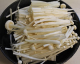 昼夕おもてなし♪エノキタケ入りかきたま汁作り方2写真