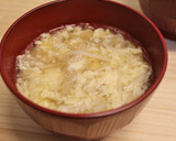 昼夕おもてなし♪エノキタケ入りかきたま汁作り方6写真