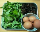 食感を楽しむ！生きくらげと空心菜の卵炒め作り方1写真