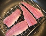 燻製にした秋刀魚の香味野菜和え作り方2写真