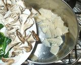 魚・タラの簡単スープ♪白身魚のコンソメ味作り方5写真