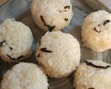 カリカリチーズの濃厚昆布おにぎり♪作り方1写真