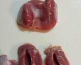 砂ずりとブロッコリーのアヒージョ♪作り方1写真