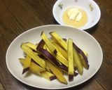 さつまいも素揚げ♡ハニークリームチーズ作り方5写真