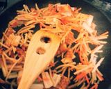 ごまたっぷり！豆板醤きんぴらごぼう作り方3写真