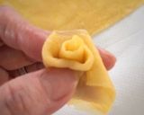 お誕生日 お弁当☆薄焼き玉子 ミニバラ作り方5写真