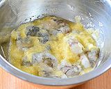 うまトマソースでじゃが芋衣のエビチリ風♪作り方2写真