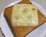絶品❁焼き肉のたれマヨトースト♬*.+゜作り方4写真