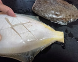 一緒に煮て時短★美味【真ガレイの煮魚】♪作り方3写真
