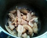 おつまみに♪やみつき鶏皮の生姜甘辛煮。作り方3写真