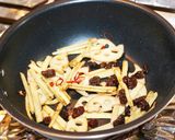 ゴボウとレンコンのバルサミコ酢炒め♪作り方3写真
