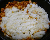 簡単！ムネ肉キムチの炒飯(甘辛たれ)作り方3写真