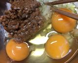 調味料はめんつゆのみ☆納豆オムレツ作り方1写真