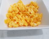 昼食に☆ツナで子供大好きそぼろ丼！？☆作り方2写真