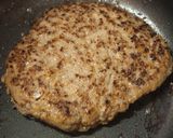 スキレットで熱々、旨ウマ煮込みハンバーグ作り方4写真