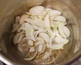 スキレットで熱々、旨ウマ煮込みハンバーグ作り方6写真
