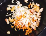 カレー炒飯でカレーパンマンオムライス作り方4写真