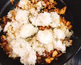 カレー炒飯でカレーパンマンオムライス作り方6写真
