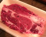 燻製バターソースで食べるステーキサラダ作り方1写真