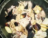 イカとナスとまいたけのトマトソースパスタ作り方4写真