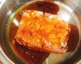 【キャラ弁】鶏そぼろの二色丼とイルカ弁当作り方1写真