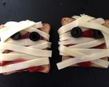 ハロウィンに♪ミイラのピザトースト作り方4写真