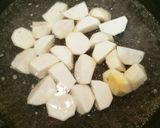 【汁物】秋の味覚凝縮♡具だくさん豚汁作り方2写真
