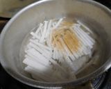 かきたま汁(大根・ワカメ)作り方1写真
